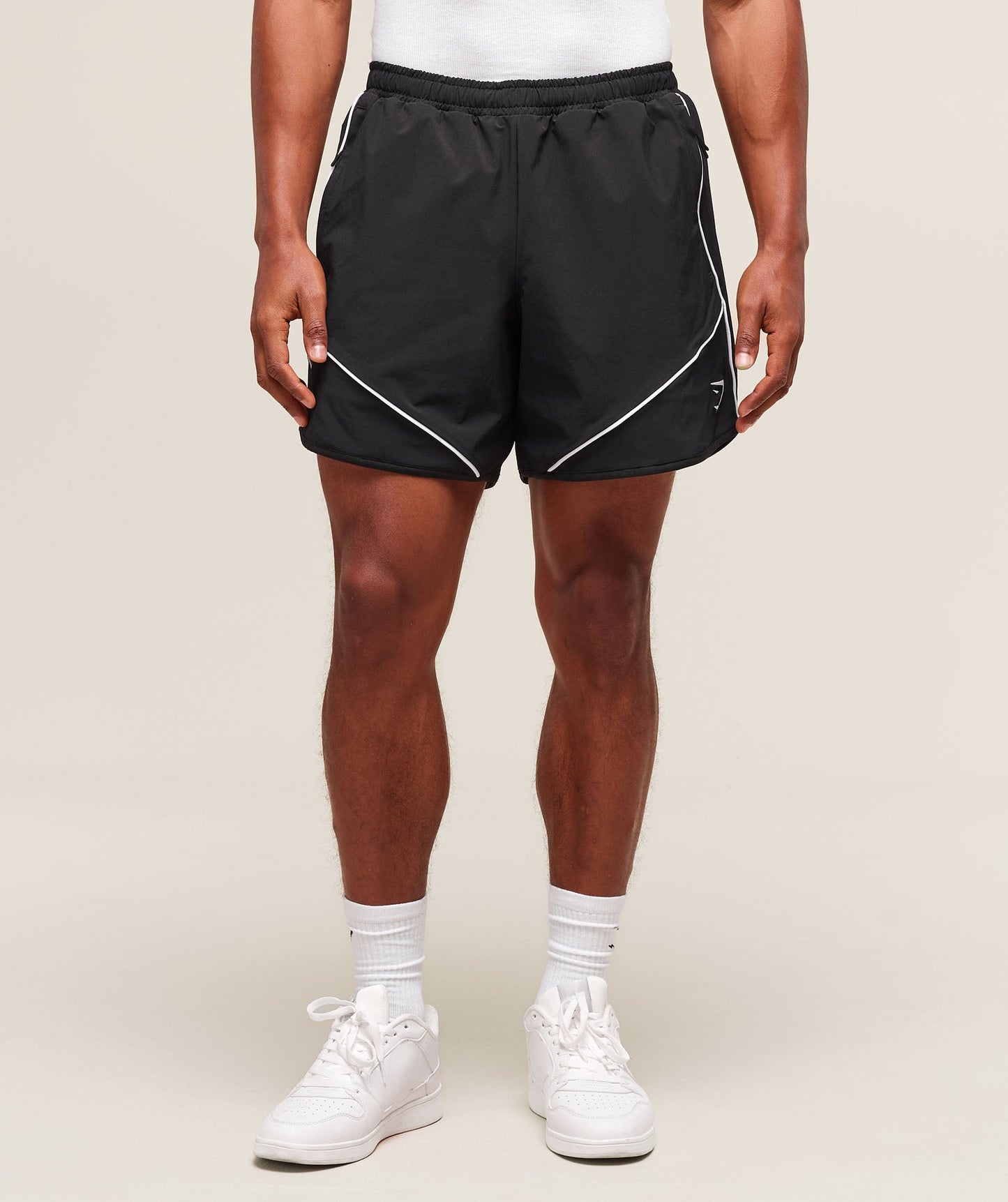 Retro Shorts - US 7471