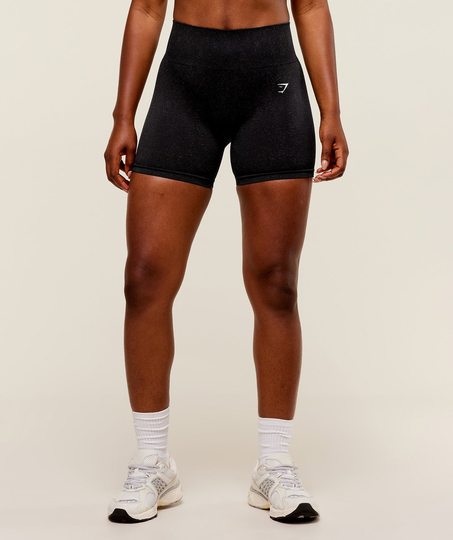 Adapt Fleck Seamless Shorts - US 7638