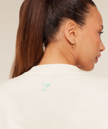 Glutey Calls Graphic Sweatshirt - US 9967