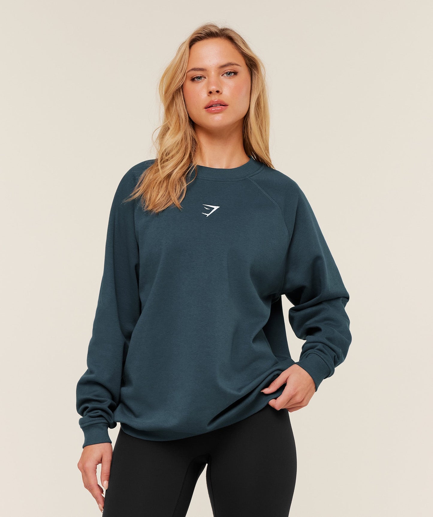 Training Oversized Fleece Sweatshirt - US 3525