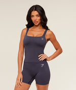 Vital Tank With Shelf - US 9977