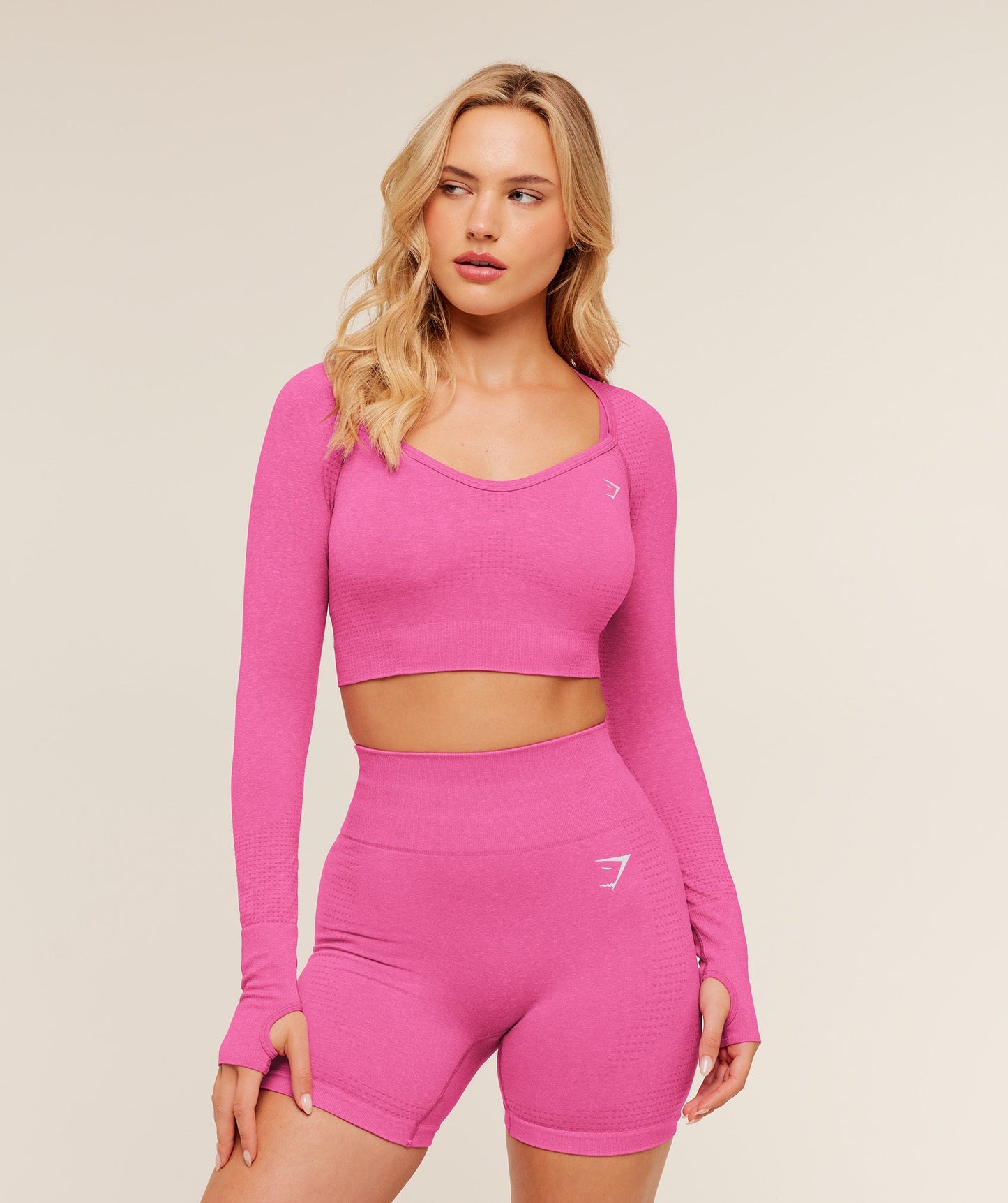 Vital Sweetheart Neck Crop Top - US 8640